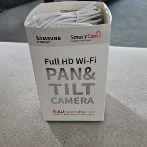 Samsung Full HD Wi‑Fi Pan & Tilt Camera White